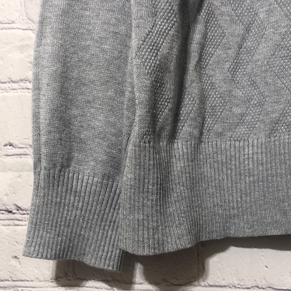 89th & Madison sweater - Picture 3 of 9